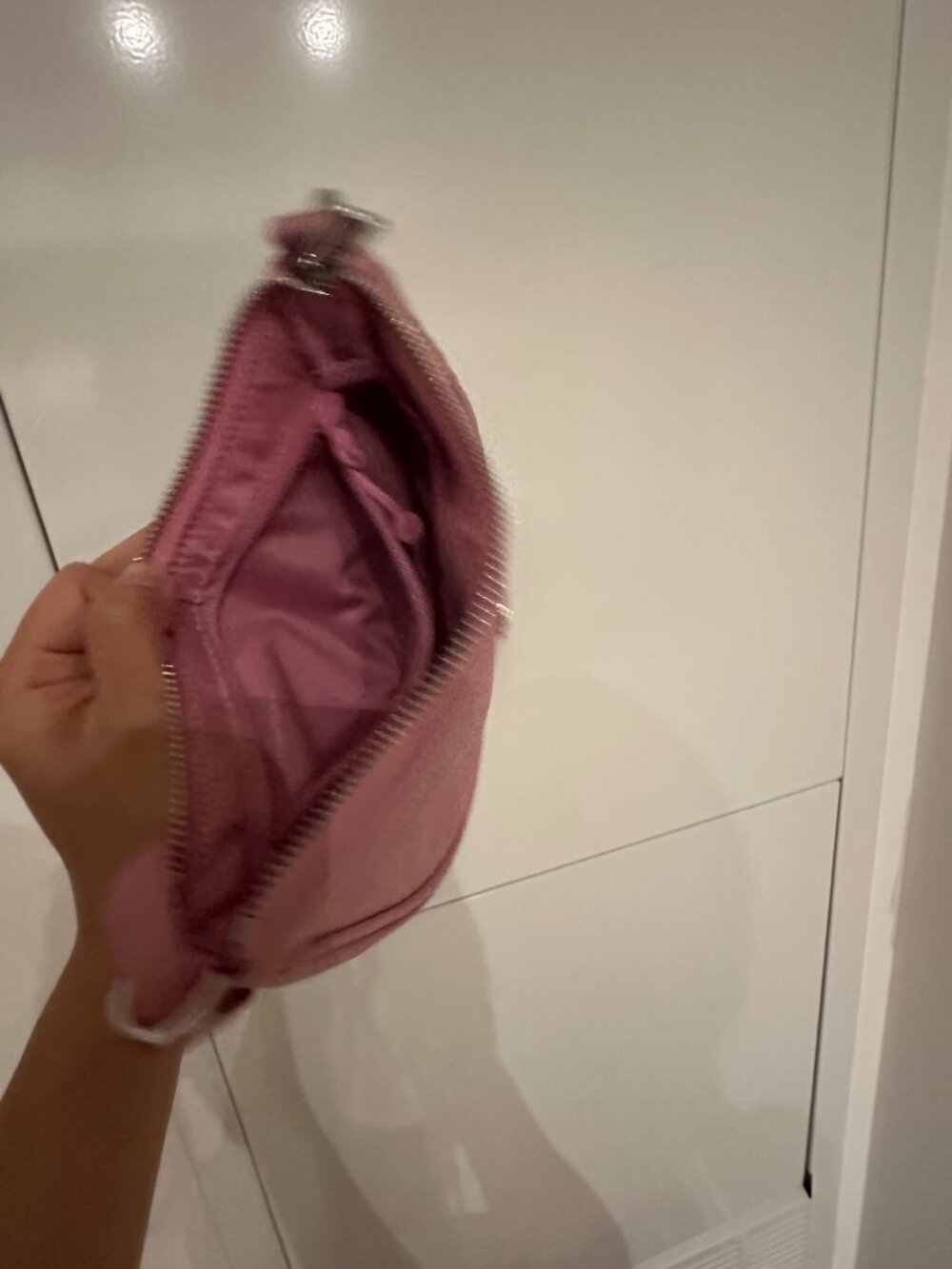 Lululemon City Essentials Mini Shoulder Bag 1L pink pearl - Picture 2 of 6